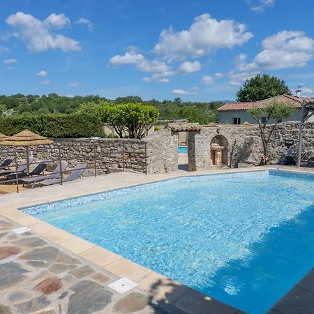 Clapas - Village De Сasa de vacaciones